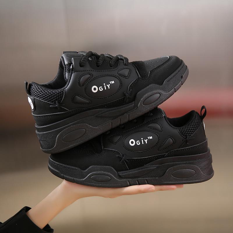 Fashion Black Platform Sneakers Woman Pu Leather Design Low Top Skateboarding Shoes For Women Outdoor Thick Sole Sports Shoes Lace Up