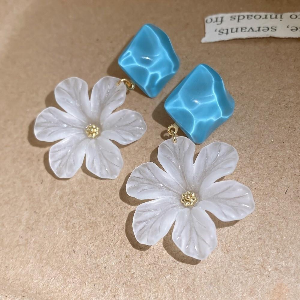 Exaggerated Women Earrings Temperament Ladies Stud Earrings Acrylic Flower Earrings  Beach Vacation