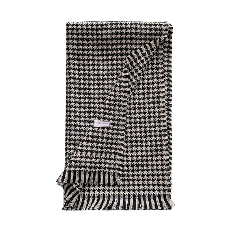 Korean Style Scarf for Women In Winter Korean Style Versatile Small Houndstooth Plaid Long Student Warm and High End Shawl for Autumn Dual Use