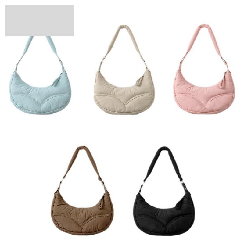 Autumn and Winter High-grade Niche Design Quilted One-shoulder Crossbody Bag Quilted Half Moon Handbag