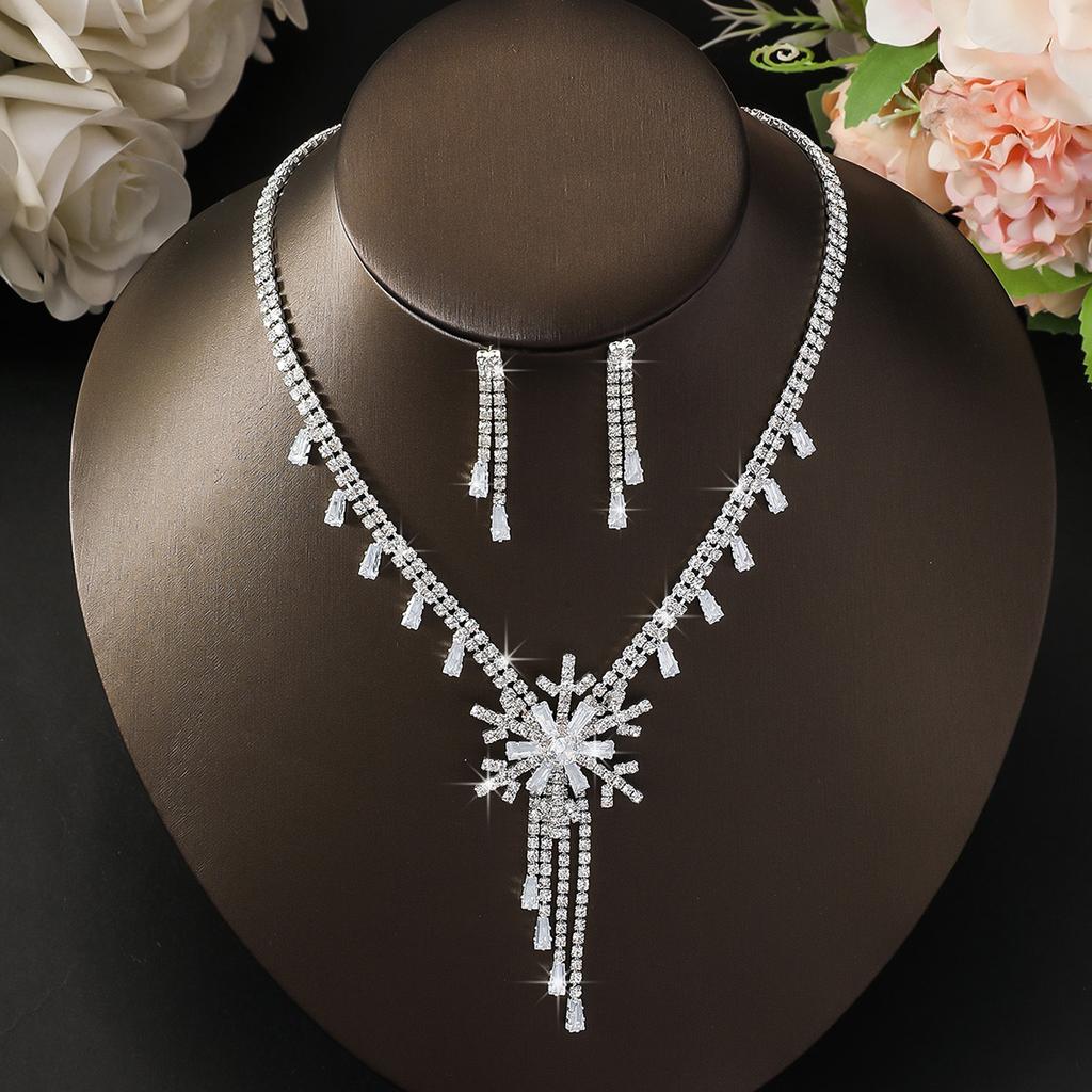 3 stk Dame Mote Kobberinnlagt Zirkon Klo Kjede Halskjede Øredobber Zirkon Sett Passer til Bryllup, Fest, Festival Gaver