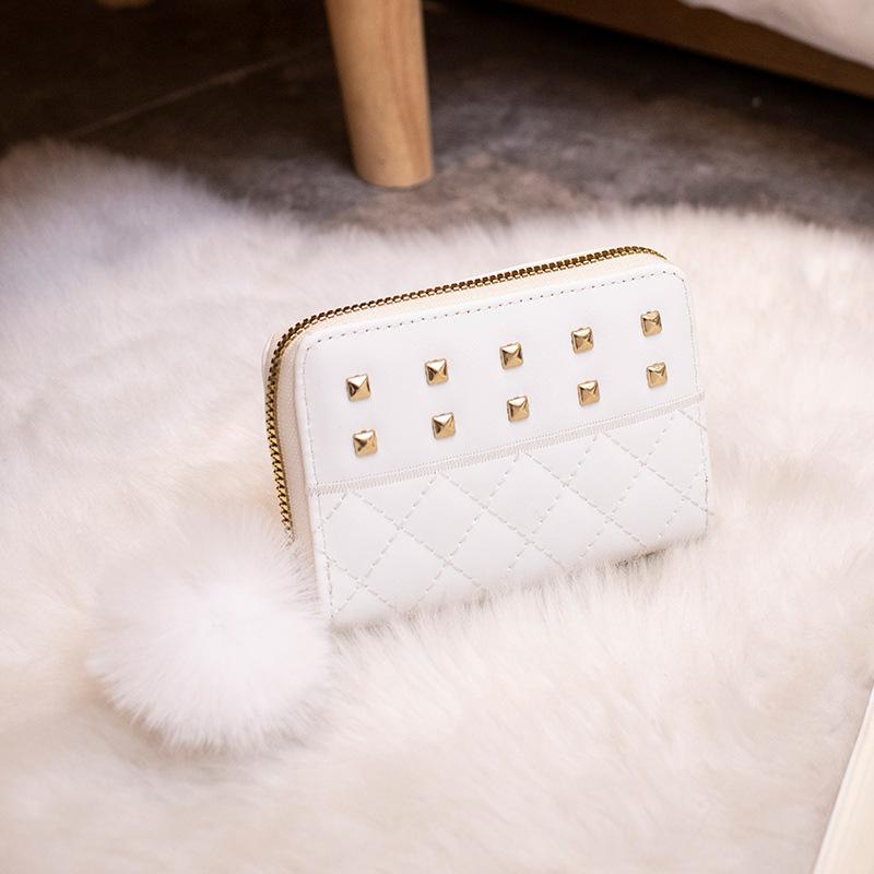 New fashionable women's wallet clutch bag, short change bag, diamond hairball decorative card bag, one piece.