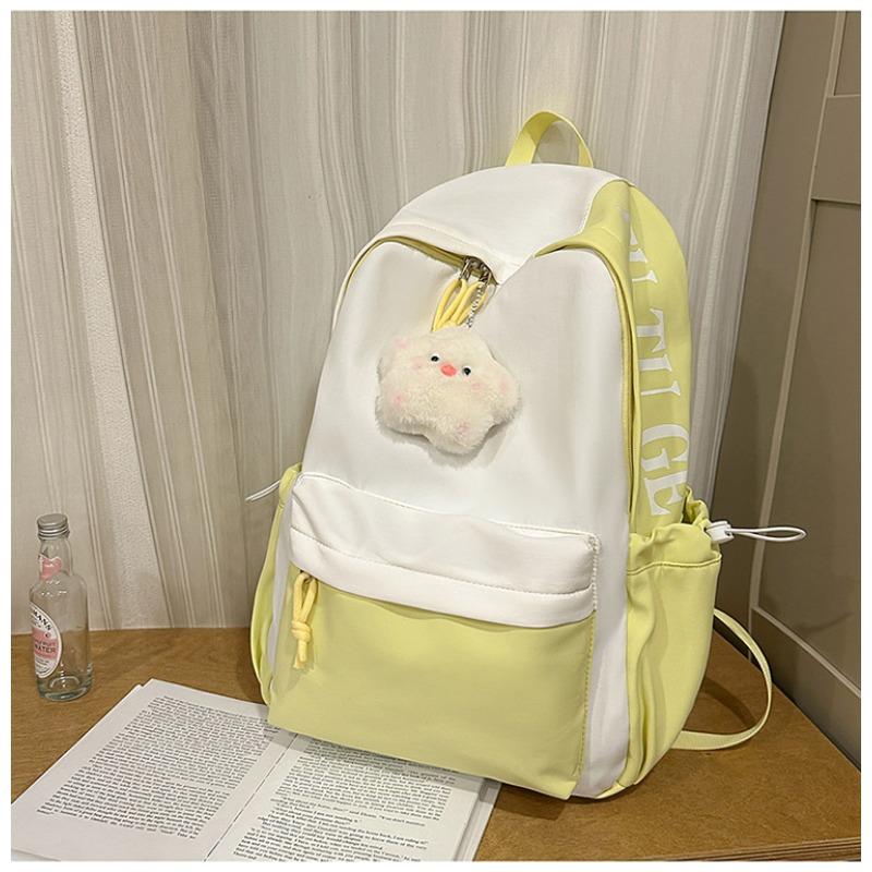 The New Schoolbag Is High-value, Fresh and Sweet Backpack, Female Contrasting Color Splicing, Light Spring Outing, and Large-capacity Backpack.