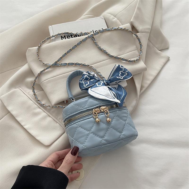 Cute Quilted Faux Leather Crossbody Bag with Bow Knot Chain Strap Small Bucket Purse for Women
