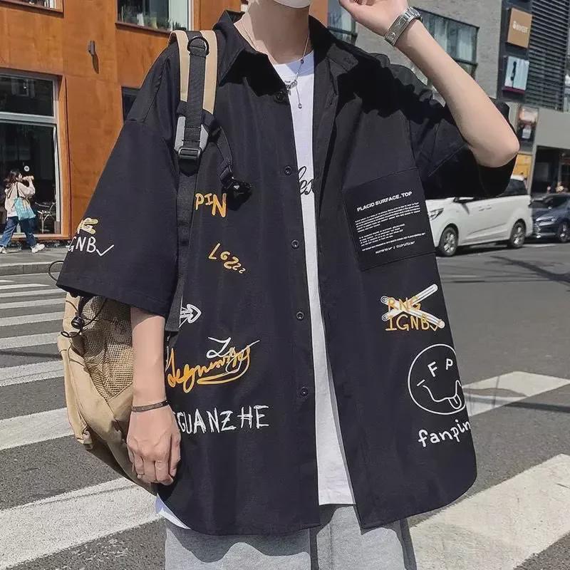 Herren Retro Japanisches Kurzarmhemd: Locker, trendig, einfarbig, perfekt für Paare und Arbeitskleidung.