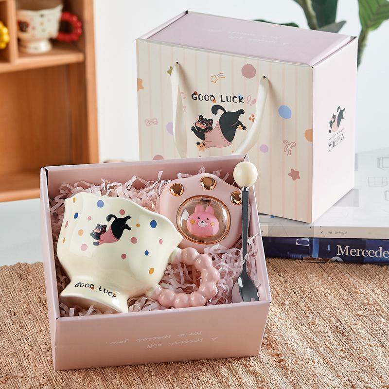 Hochwertige Cartoon-Keramiktasse Geschenk: Niedliches Mädchen-Design, Weihnachtssouvenir, Wasserbecher in Geschenkbox