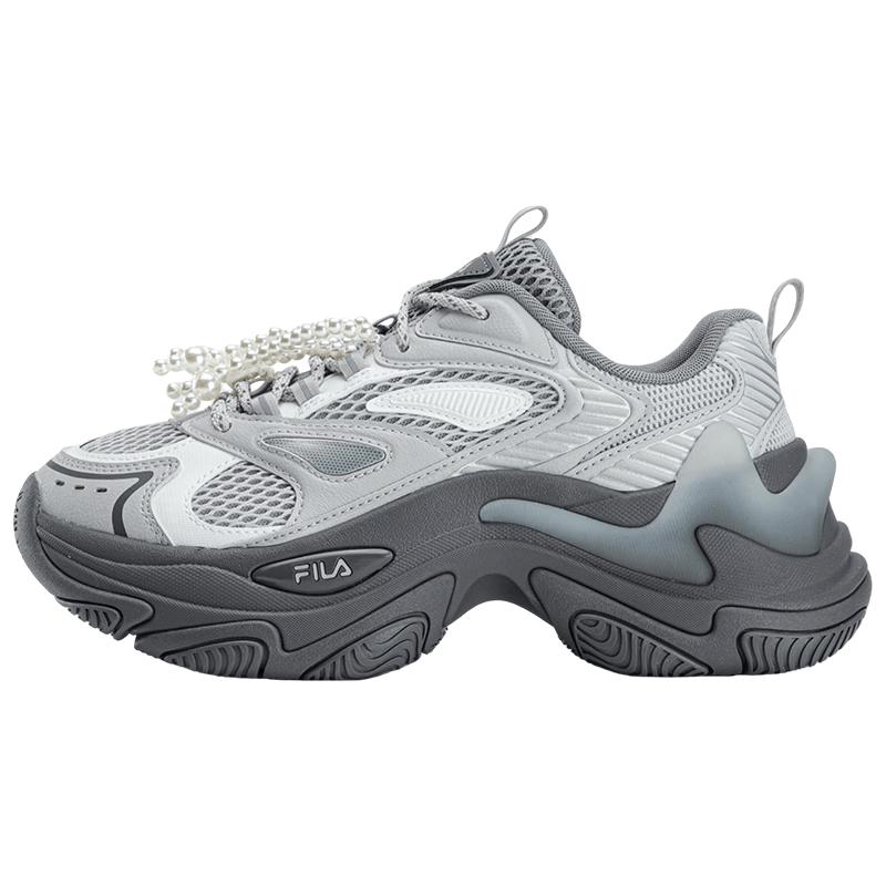 FILA Women s Fishbone 3+ Chunky Platform Sneakers 8