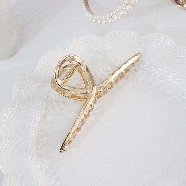 High-End Metal Shark Hair Clip - Elegant Hairpin Bow Accessory