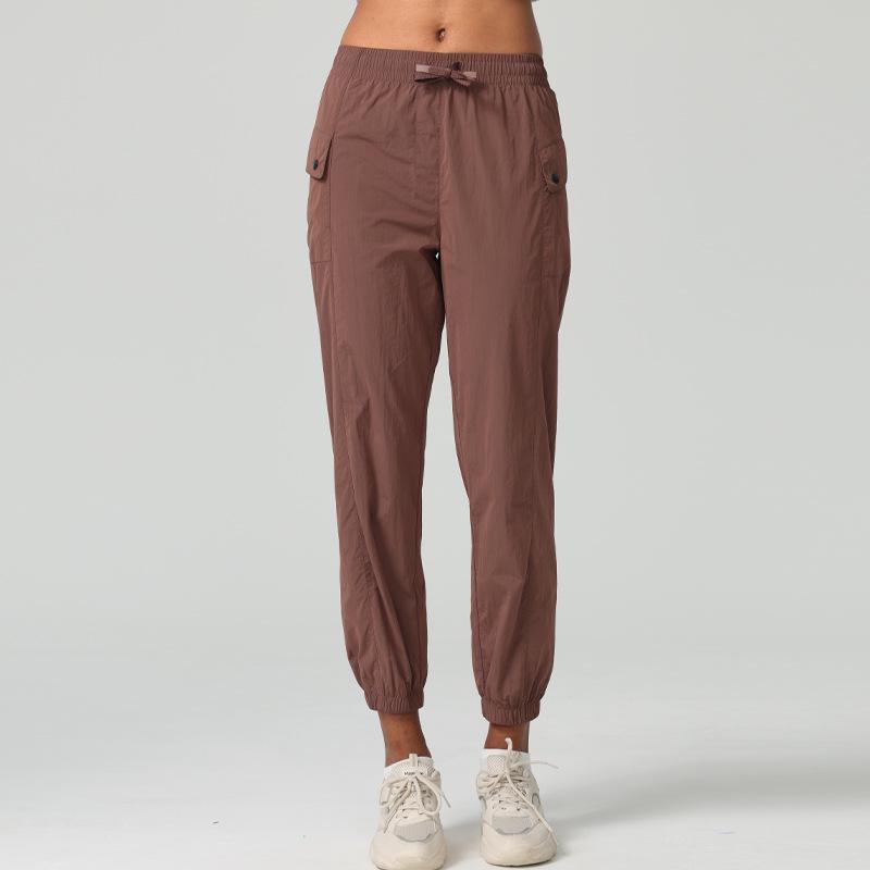 Convertible Women's Lightweight Windproof Yoga Jogger Pants with Drawstring for Hiking and Casual Wear