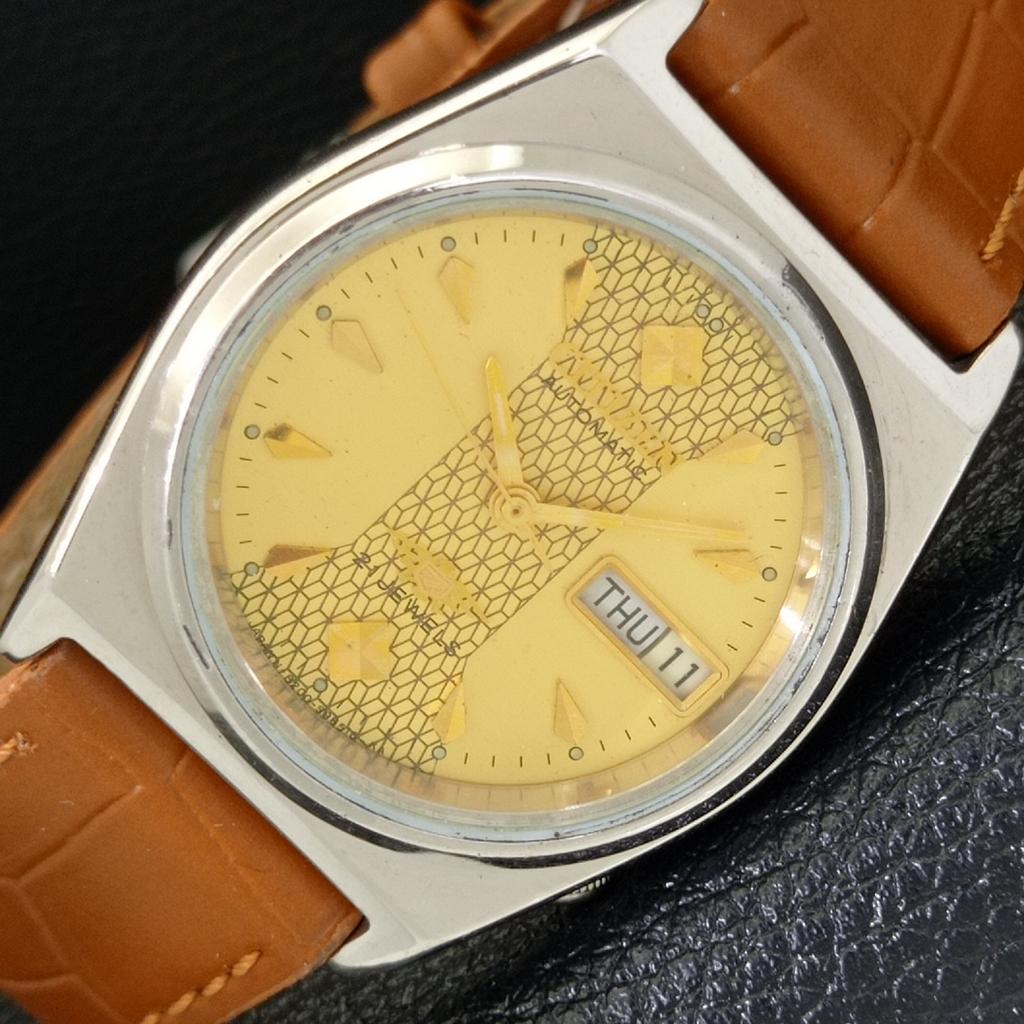 

ЯПОНІЯ ЧОЛОВІЧИЙ ВІНТАЖНИЙ CITIZEN АВТОМАТИЧНИЙ 8200 ОРИГІНАЛЬНИЙ ЦИФЕРБЛАТ ГОДИННИК a500314-2 R151b-a500314