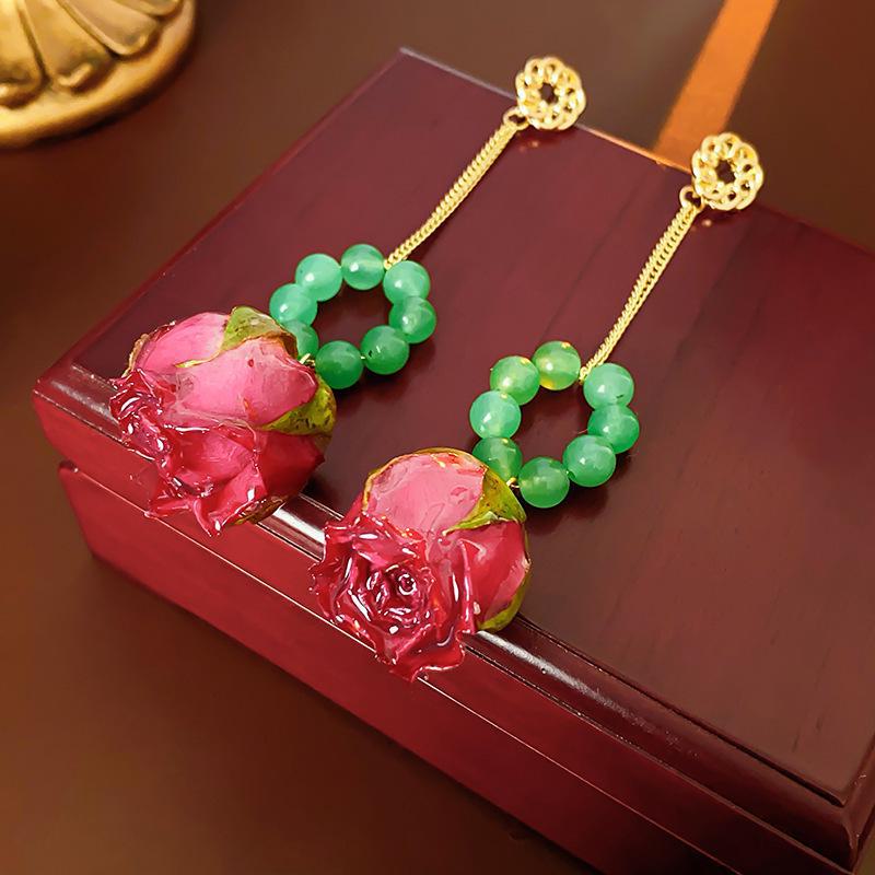 "Retro Silver Needle Irregular Pearl French Earrings - Niche Design and Fashionable"