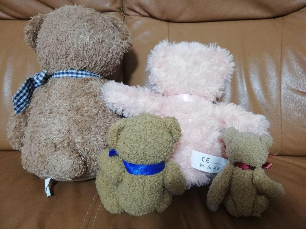 [USED] 4 Teddy Bears