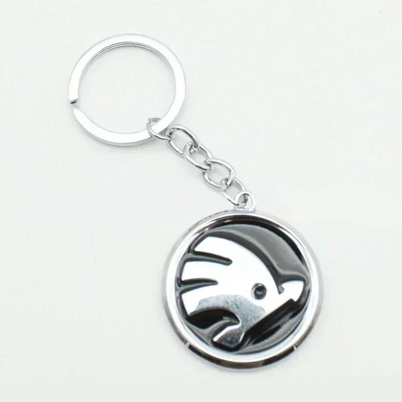 2025 New Metal Car Key Rings Chain Badge Keyrings Keychain for SKODA KAMIQ Fabia Rapid Octavia Kodiaq Karoq Laura Superb 2 VRS Y