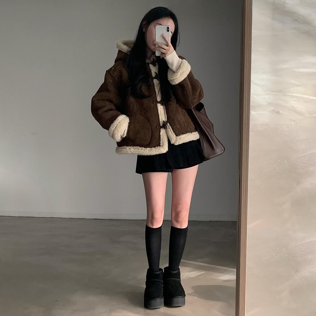 Korea Chic Winter Retro Loose Coat Women Y2k Horn Buckle Fur Brown Lamb Wool Jackets 2000s Long Sleeve Hooded Outerwear Clothes