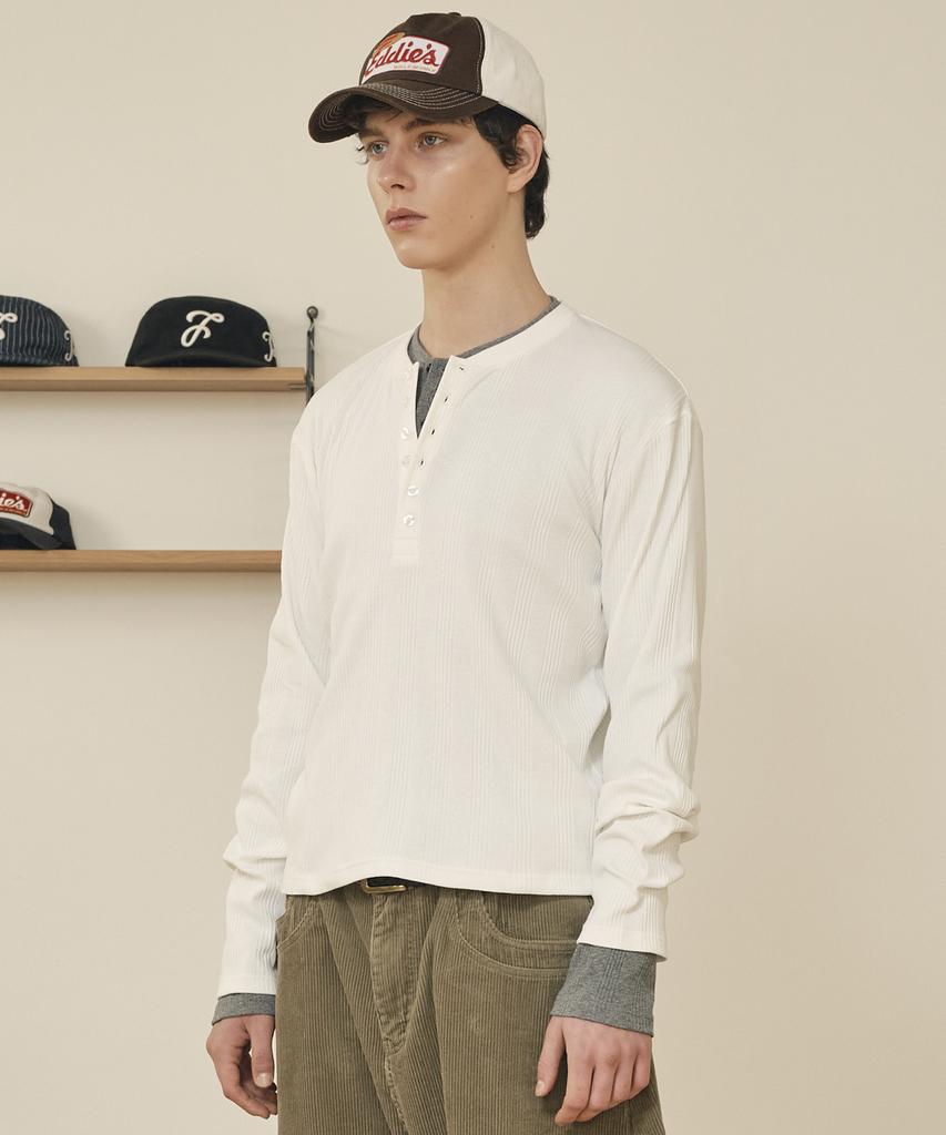 TAKEASY Ribbed Crop Henley Neck (White)