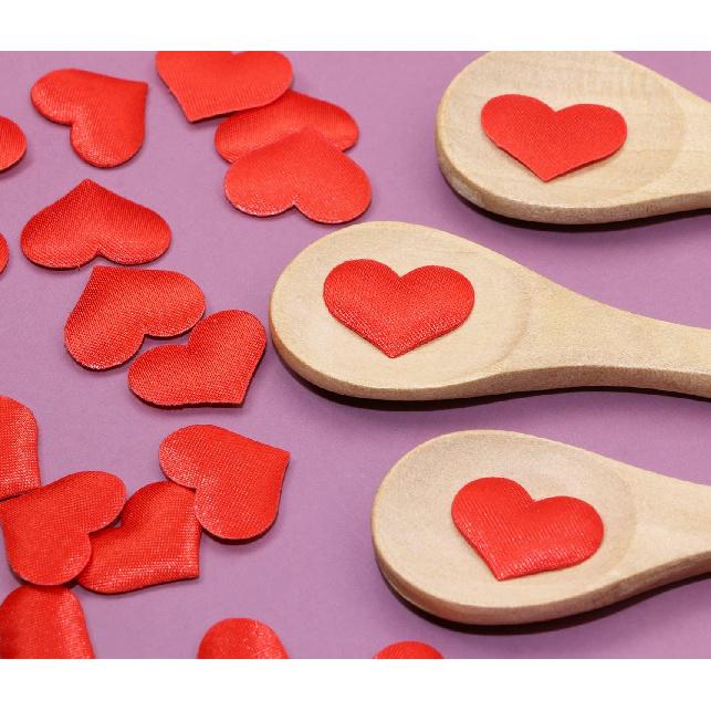 ONLYKXY 200Pcs Sponge Confetti Flower Decor Heart Shape Petals Table Wedding Decoration Glitter Scatter for Wedding Party Valentine's Day Scatter