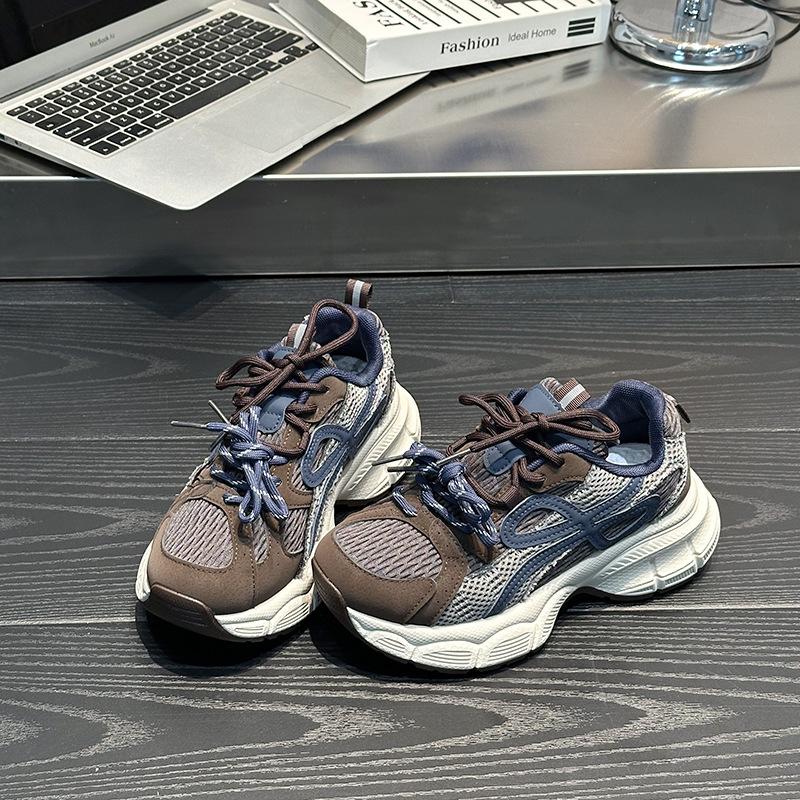 

S1 street retro dad shoes mesh autumn low-top platform sports comfortable niche design 40 темно-коричневого кольору