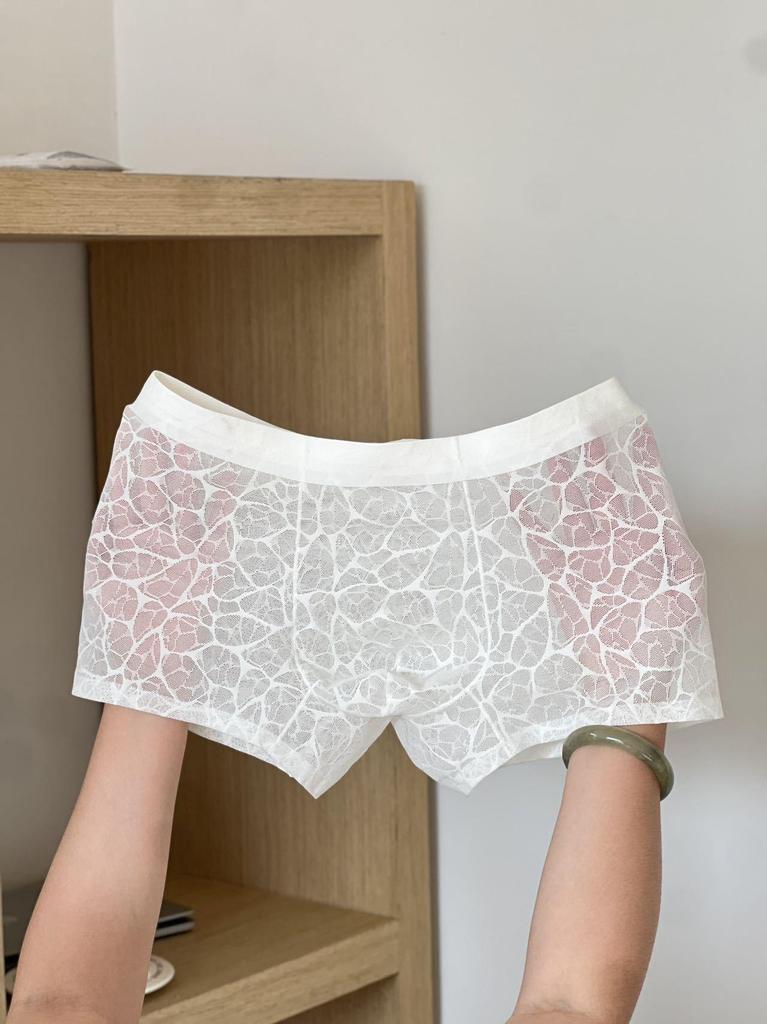 Men's Lace Leopard Jacquard Ice Silk Briefs with Camellia Scent and Moisturizing Antibacterial Properties
