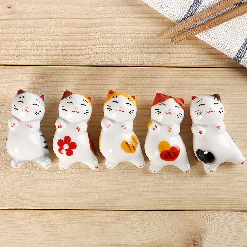 5pcs Ceramic Dog Chopstick Rack Knife Spoon Chopstick Holder Pen Rest Pillow Kitchen Tabelware Table Decor