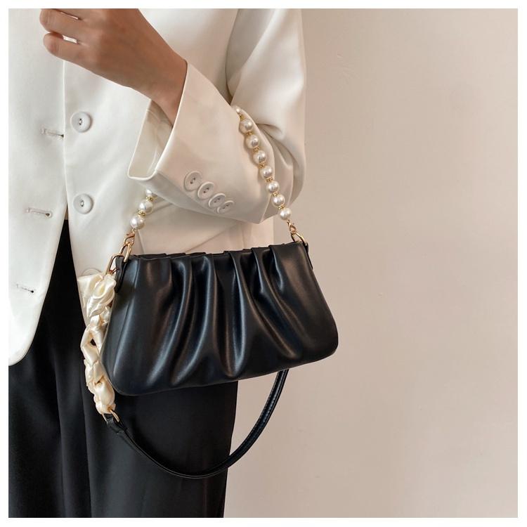 IELGY High-grade Pearl Fold Clouds Underarm Bag Crowdsourcing Women New Summer Joker Shoulder Messenger Bag