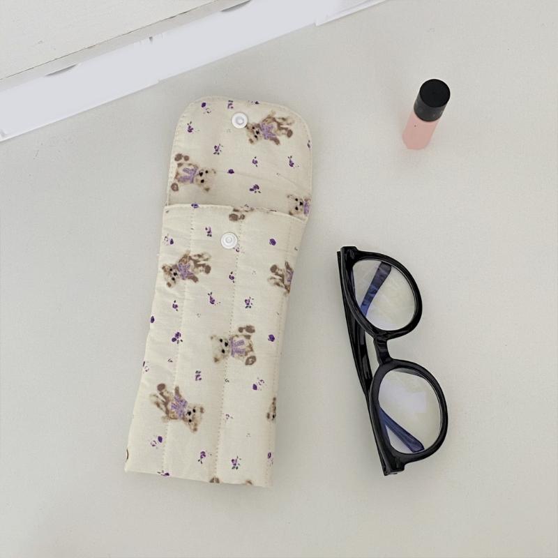 Fashionable Glasses Holder Soft And Wear Resistant Fabric Perfect For Women Seeking Individualized Style
