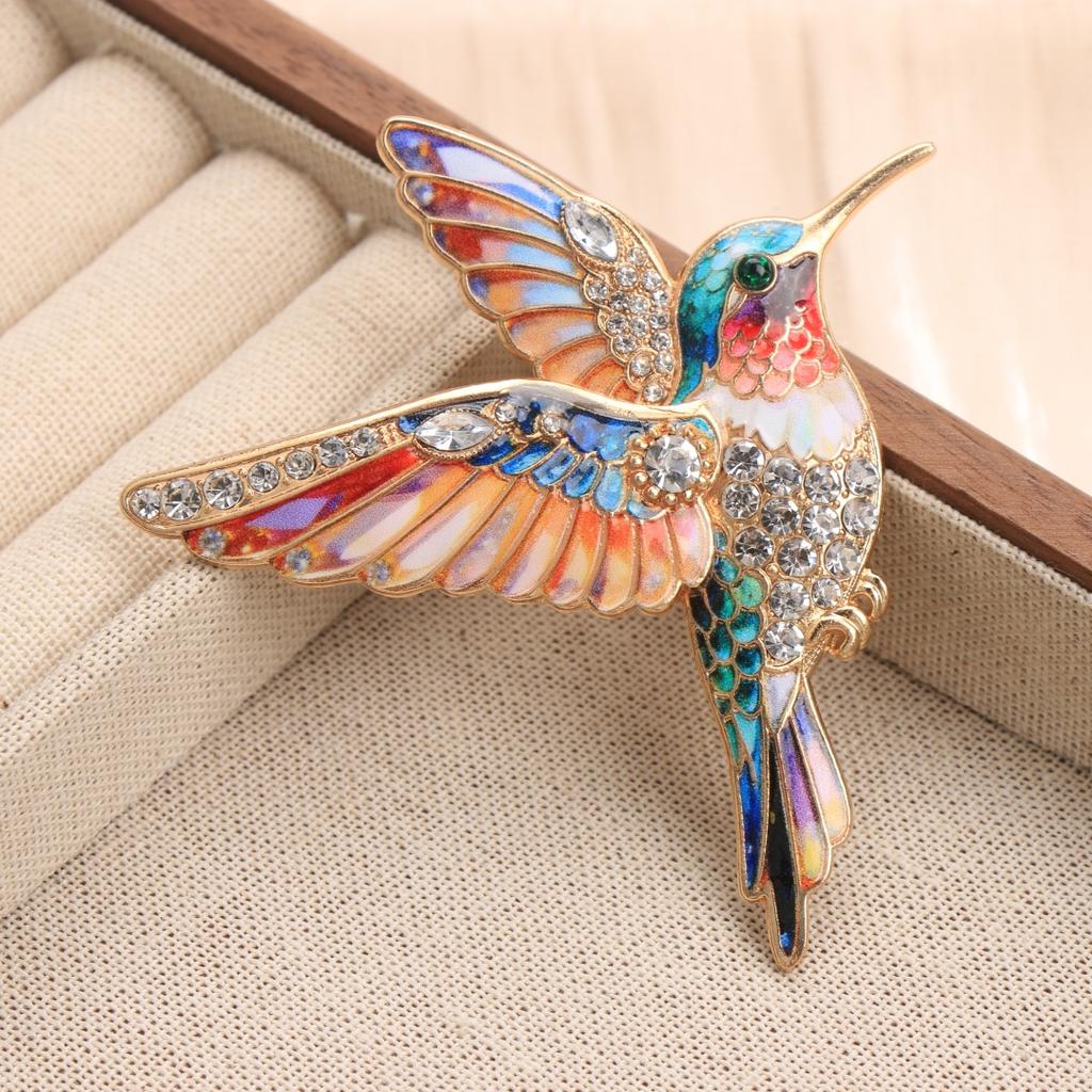 Baroque Luxury Swallow-Design Brooches for Men and Women, Jewelry and Accessories, Gifts for Weddings, Holidays, and Parties