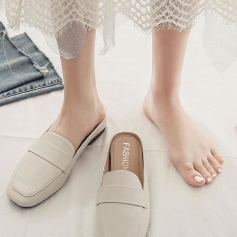 Fashion Women Lightweight Slippers Casual Designer Shoes Fashion Slip-on Sandals Lazy Soft Sole Flat Slippers New Summer Slides Women