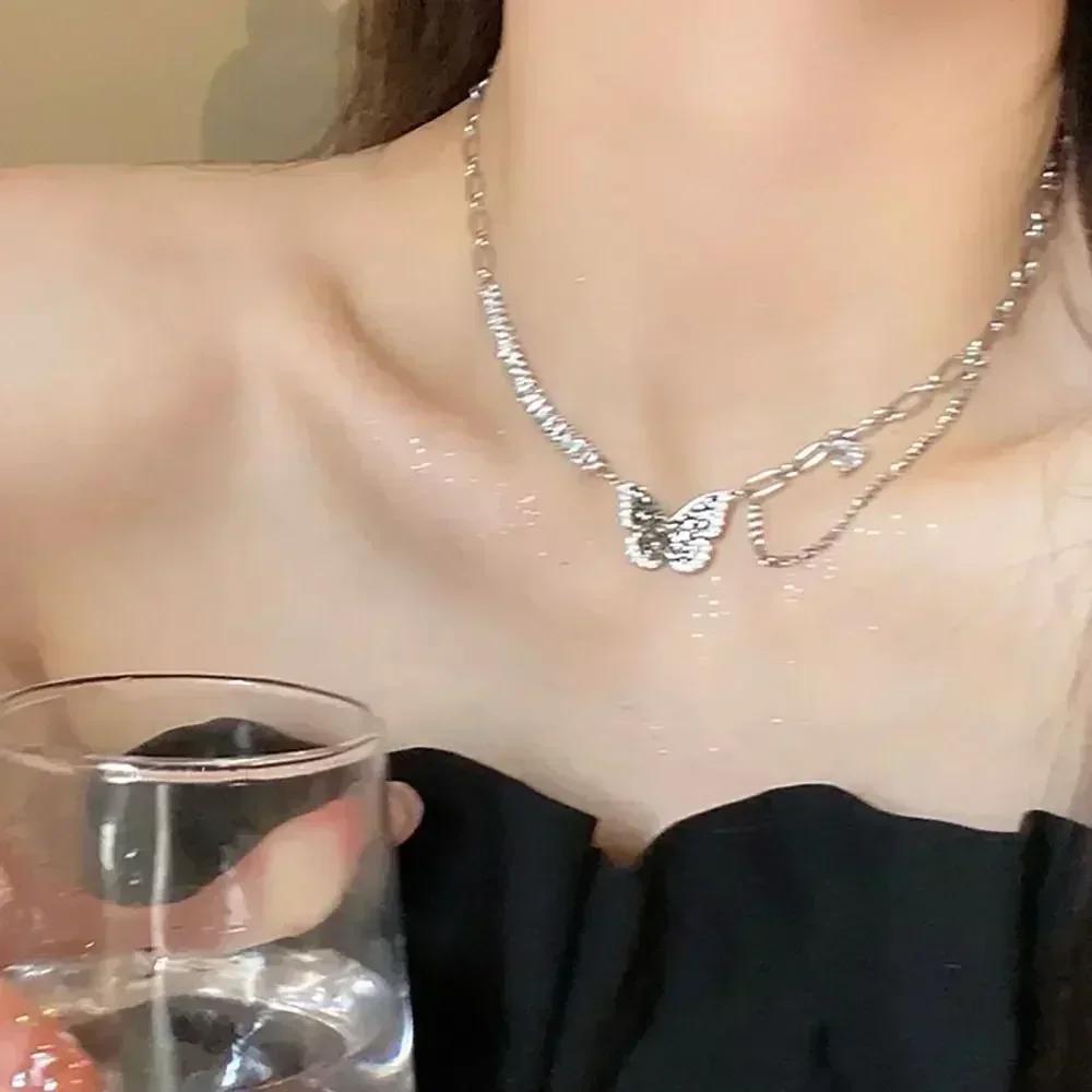 Korean Exquisite Retro Flower Love Heart Beaded Necklace For Women Personality Simple Cool Clavicle Chain Fashion Y2K Jewelry