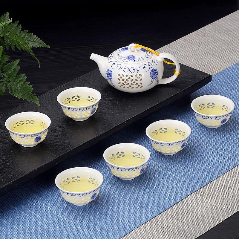 Haofeng Honeycomb Blue and White Porcelain Tea Set