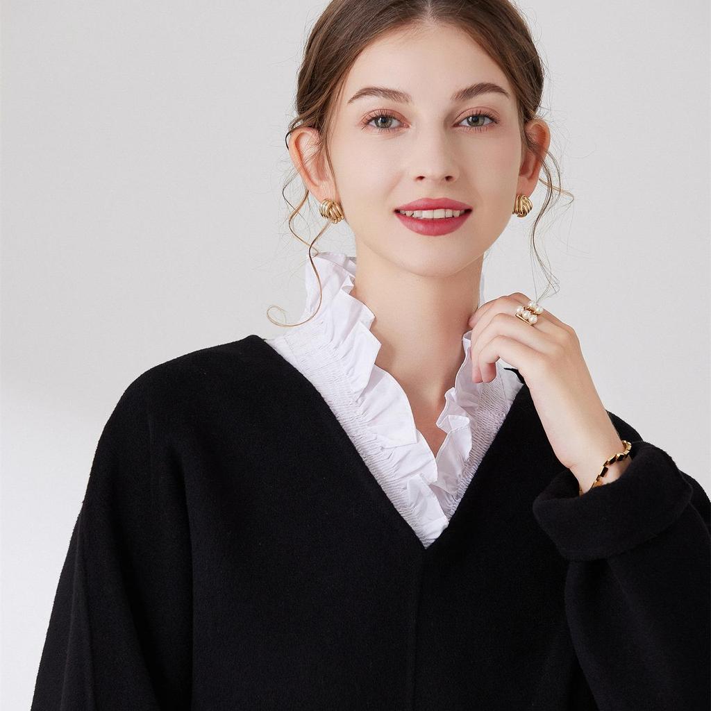 Ruffled Edge Cotton Deep V-Neck Fake Collar for Girls – Decorative Collar for Sweaters and Cardigans (White, Autumn/Winter)