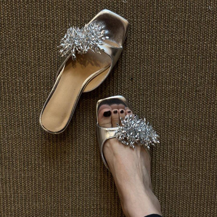 French high-end fireworks thick heel super versatile one-word slippers women wear open-toed square head temperament cool slippers