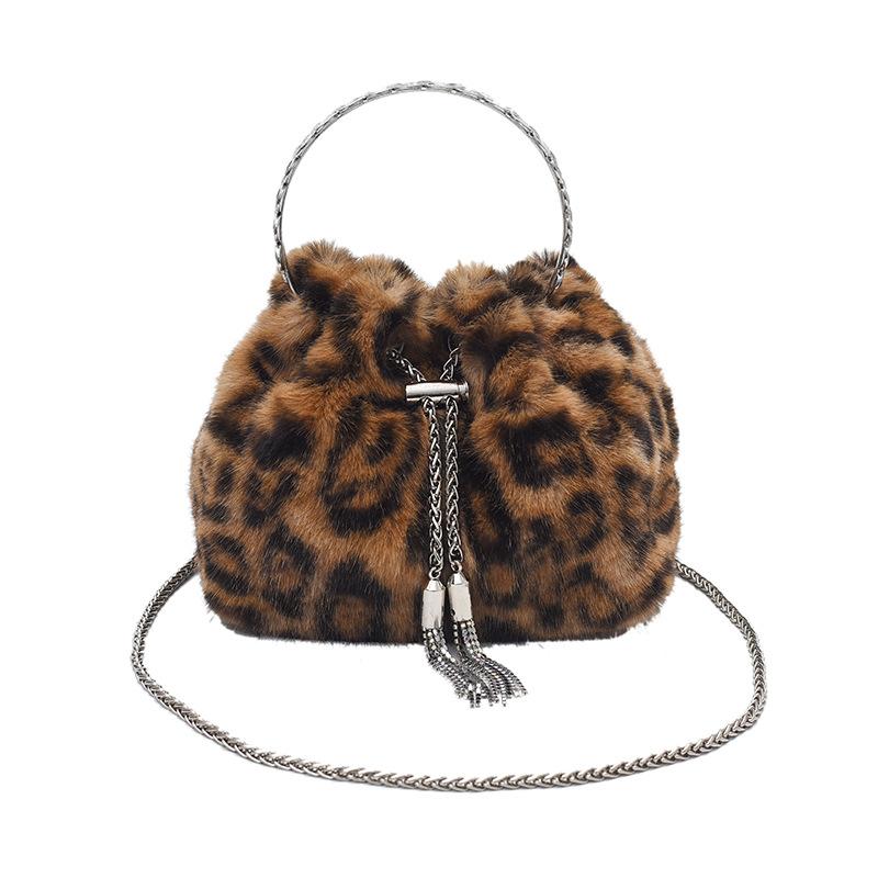Portable Leopard Print Plush Bag Women's 2025 New Trendy Fashion Bucket Bag Versatile Portable Shoulder Bag Messenger Bag