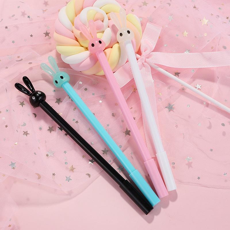 Rozkošný králík s dlouhýma ušima Kreslená černá gelová tužka - Školní potřeby