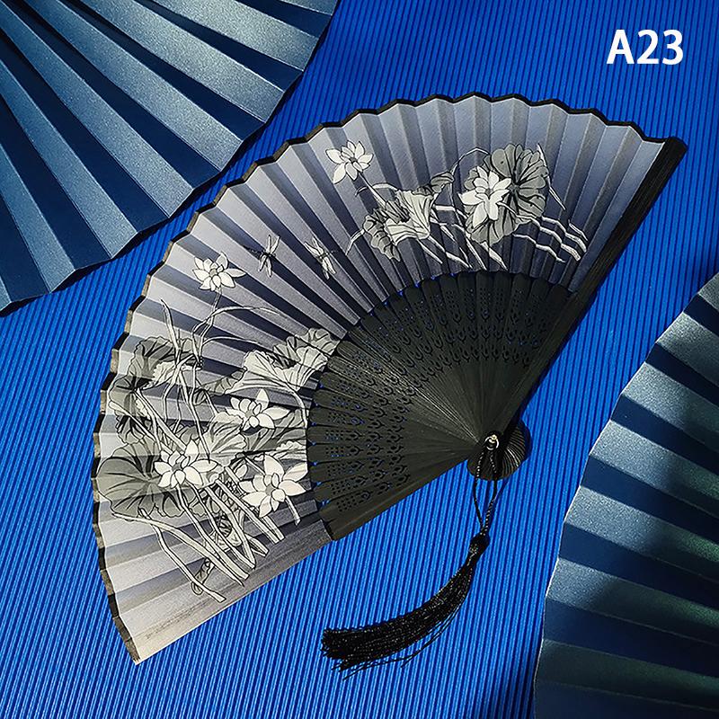 Vintage Chinese Style Folding Fan Bamboo Hand Fan Wooden Shank Classical Dance Fan With Tassel Elegent Female Fan Home Decor