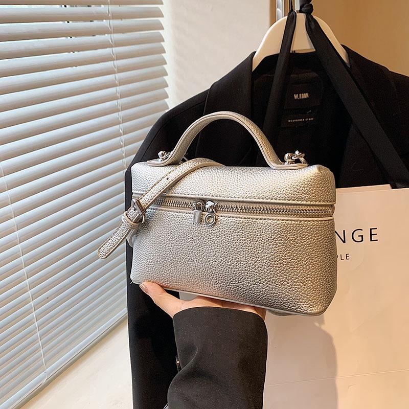 

New fashionable high-end solid color chain bag portable shoulder oblique span trendy women s bag