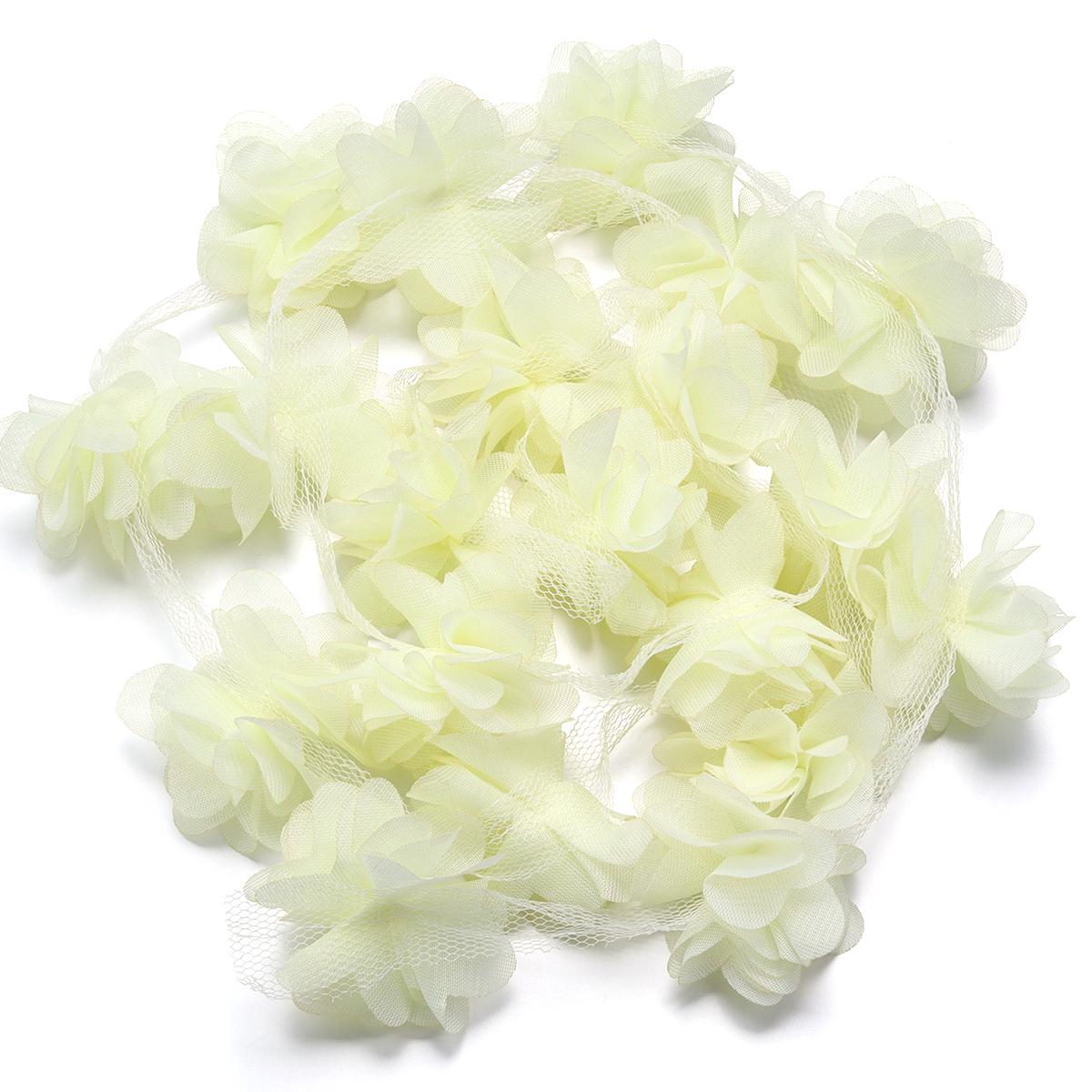

20pcs/lot 5.5cm Chiffon Fabric Flower Plum Blossom Artificial Flowers For Wedding Invitation For Clothing Dress Decoration светло-желтого