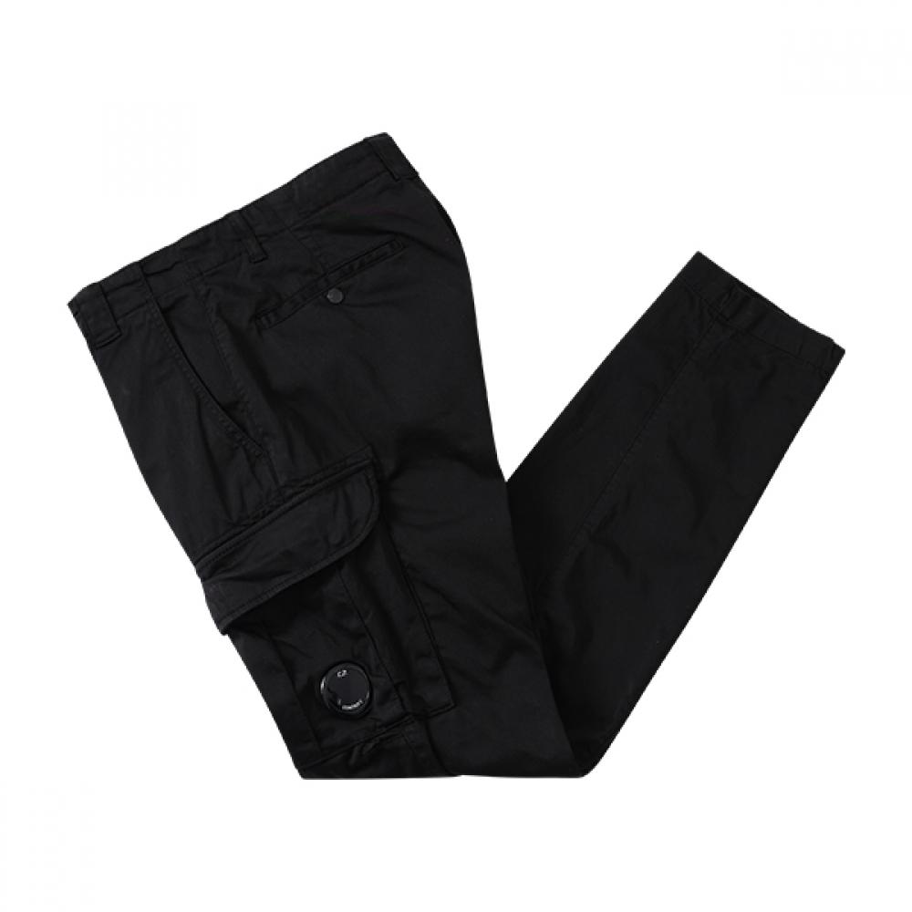 

Cp Company 18cmpa056a 005694g 999 LenS Waffen Stretch Satin Cargo Men S Long pantS 18CMPA056A 005694G 999 (50)