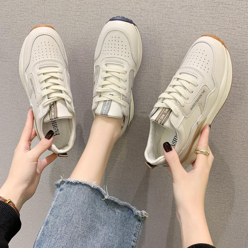 Women's  New Thick Sole Lightweight Breathable White Running Flats Spring Autumn Casual Shoes Thick Bottom Heightening