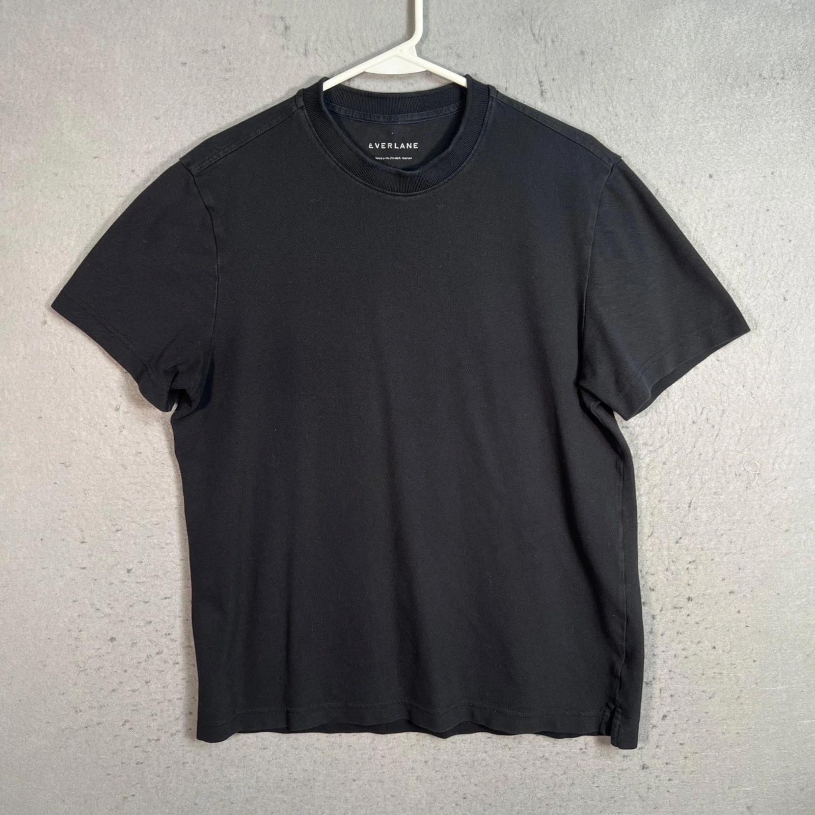 

Everlane Mens Size Medium Black Crew Neck T-Shirt Short Sleeve Cotton Blend S