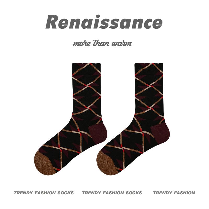 Renaissance Polka Dot Combed Cotton Women's Mid-Tube Socks - Breathable, Sweat-Absorbent, Trendy Slim Fit for Students