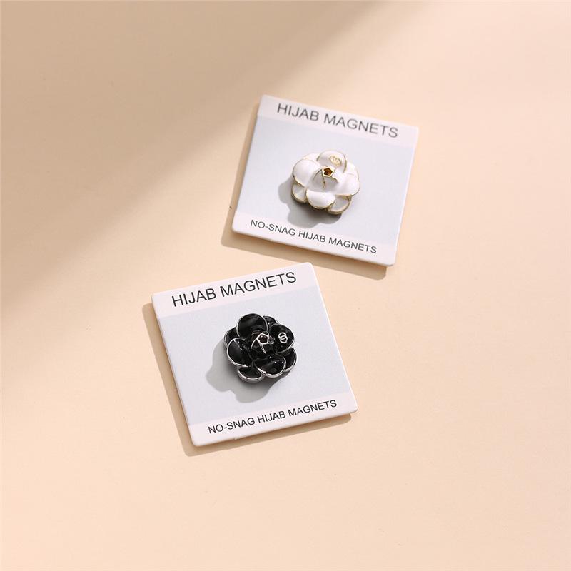 Elegant Small Flower Magnetic Button Collar and Sleeve Accessory