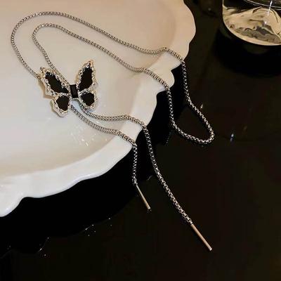Collana girocollo regolabile con ciondolo a farfalla in metallo Y2K, con nappa estraibile, collana a catena con ciondolo a farfalla, punk, hiphop, regalo
