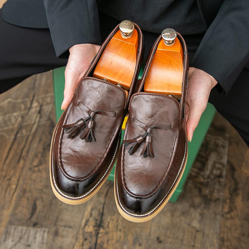 Fashion Original Classic Men's Black Leather Shoes Handmade Tassel Wedding Loafers for Men Comfortable Soft Sole Casual Flat Shoes 38-47