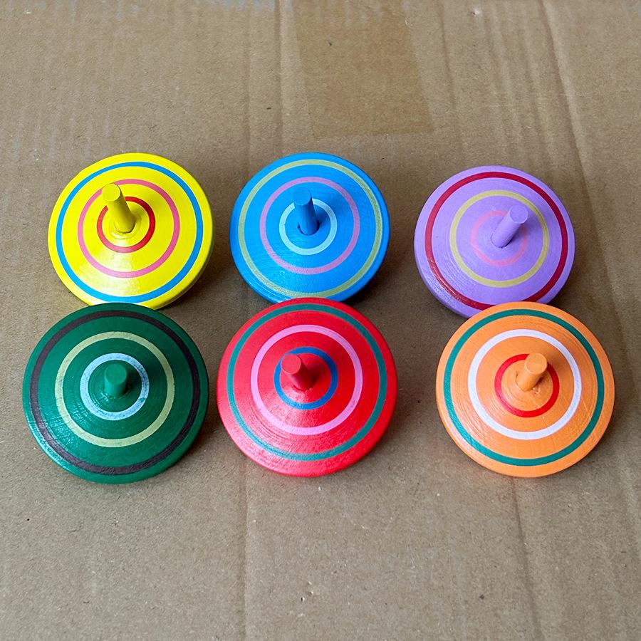 

Kid s Wooden Gyroscope Toy - Ideal for Boys and Girls, Kindergarten Prizes, or Small Gifts 6x6CM