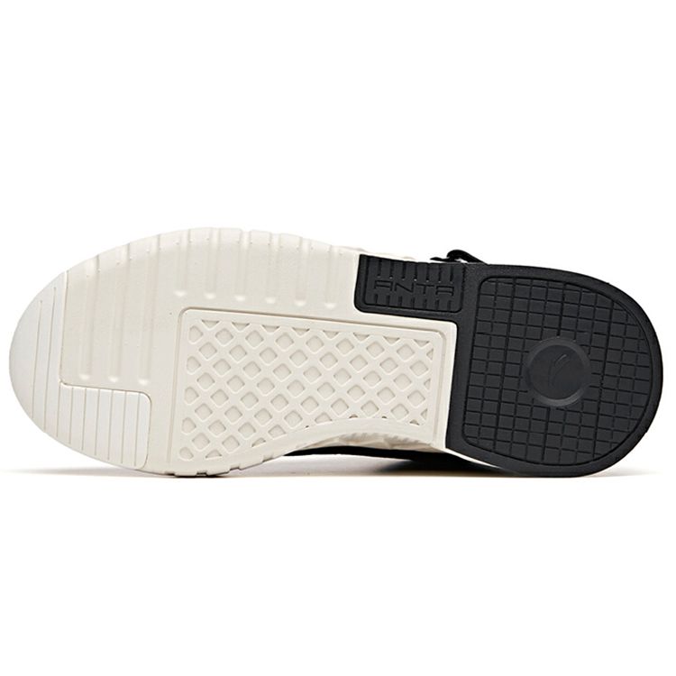 Anta Comfortable Fleece High-Top Sneakers Women sneakers Black White 922048901-2