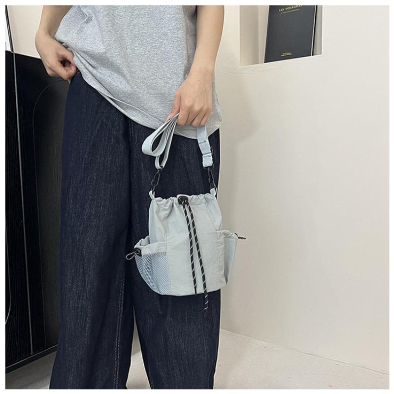 Women's Nylon Crossbody Bag Casual Bucket Bag Fashion Drawstring Popular Multifunctional Adjustable Strap Shoulder Tote Bags