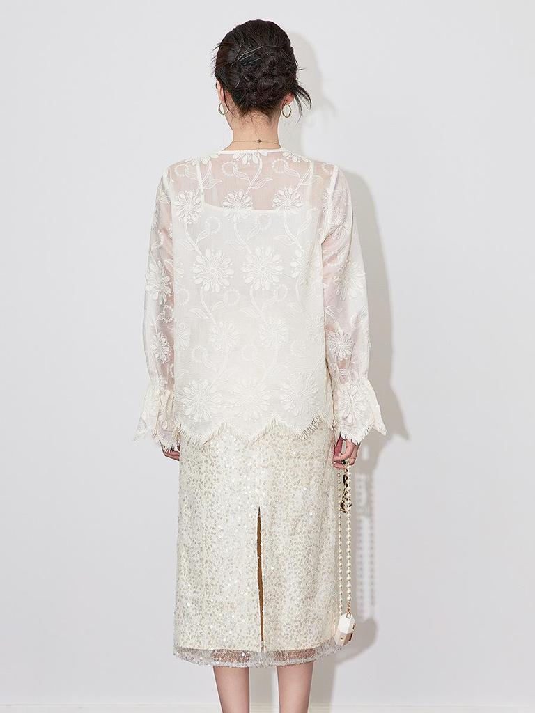 Frühlingsneues Stickerei-Jacquard-Trompetenärmelkleid - Chinesischer Stil mit französischer Eleganz