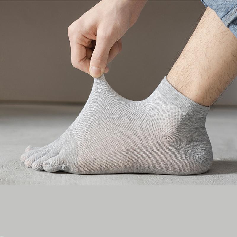 1/5 Pairs Men Five Finger Knitted Cotton Short Socks Summer Thin Mesh Fashionable Novel Suitable Casual Sports Boat Socks
