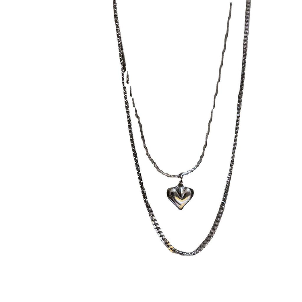 Elegant Korean Double Layer Heart Necklace - Retro Fashion Clavicle Chain for Women