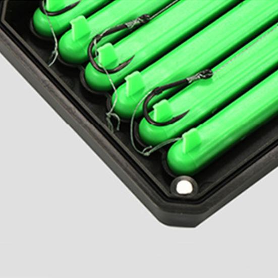 Krabice na rybářské náčiní s 9 magnetickými nástrahami typu stick bait, háčky, vícekomorovým designem, vodotěsným úložným pouzdrem, organizér na rybářské náčiní